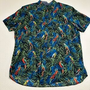 American Eagle Short Sleeve Button Down Mens